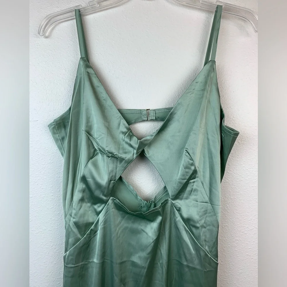 NWT Olive, mossy maxi slip dress, spaghetti strap deep V Neck thigh slit hem - Picture 8 of 12